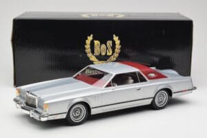 Lincoln Continental Mark V Coupe Plata BoS Models 1:18 BOS084 Resina - imagen 6 de 6