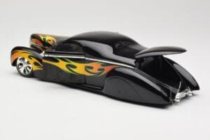 Lincoln Zephyr Scrape Custom Negro con Llamas Hot Wheels 1:18 57319 Metal - imagen 5 de 8