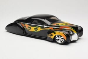 Lincoln Zephyr Scrape Custom Negro con Llamas Hot Wheels 1:18 57319 Metal - imagen 6 de 8