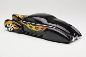 Lincoln Zephyr Scrape Custom Negro con Llamas Hot Wheels 1:18 57319 Metal - imagen 7 de 8
