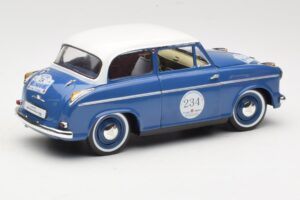 Lloyd Alexander TS #234 Azul Revell 1:18 08463 Metal - imagen 3 de 8