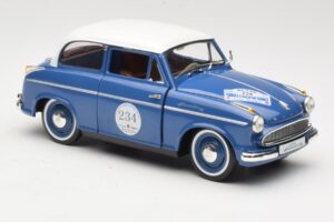 Lloyd Alexander TS #234 Azul Revell 1:18 08463 Metal - imagen 6 de 8