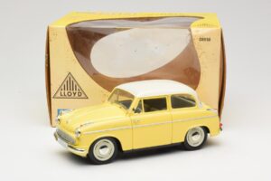 Lloyd Alexander TS Amarillo Revell 1:18 08958 Metal - imagen 8 de 8