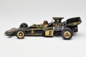 Lotus 72D #5 E. Fittipaldi John Player Special GP Spain 1972 MCG 1:18 MCG18610F Metal - imagen 5 de 6