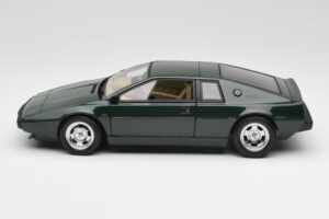 Lotus Esprit S1 Verde AUTOart 1:18 75302 Metal - imagen 4 de 8