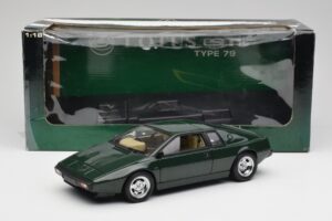 Lotus Esprit S1 Verde AUTOart 1:18 75302 Metal - imagen 8 de 8
