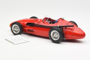 Maserati 250F J-M. Fangio F1 World Champion 1957 CMC 1:18 M-051 Metal - imagen 4 de 6