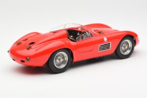 Maserati 300S Rojo CMC 1:18 M-105 Metal - imagen 2 de 6