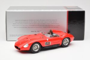 Maserati 300S Rojo CMC 1:18 M-105 Metal - imagen 6 de 6