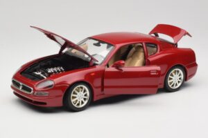 Maserati 3200 GT Rojo Oscuro Bburago 1:18 3341-M2 Metal - imagen 2 de 8