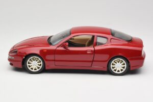 Maserati 3200 GT Rojo Oscuro Bburago 1:18 3341-M2 Metal - imagen 4 de 8