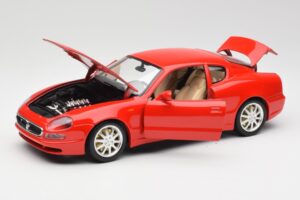 Maserati 3200 GT Rojo Bburago 1:18 3341 Metal - imagen 2 de 8