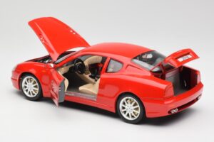 Maserati 3200 GT Rojo Bburago 1:18 3341 Metal - imagen 5 de 8