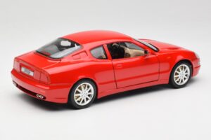 Maserati 3200 GT Rosso Mondiale Bburago 1:18 3341-M1 Metal - imagen 3 de 8