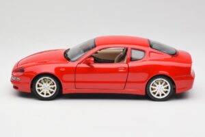 Maserati 3200 GT Rosso Mondiale Bburago 1:18 3341-M1 Metal - imagen 4 de 8