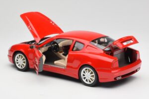 Maserati 3200 GT Rosso Mondiale Bburago 1:18 3341-M1 Metal - imagen 5 de 8