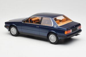 Maserati Biturbo Coupe Azul Oscuro Metálico Minichamps 1:18 107123500 Metal - imagen 5 de 6