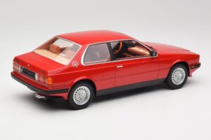 Maserati BiTurbo Coupe Rosso Corsa Minichamps 1:18 107123501 Resina - imagen 2 de 6