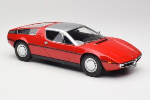 Maserati Bora Rojo & Plata Minichamps 1:18 107123721 Resina - imagen 4 de 6