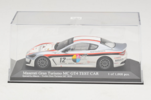 Maserati GranTurismo MC GT4 #12 Sperati / La Mazza Maserati MC 2010 Minichamps 1:43 400101212 Metal - imagen 4 de 5