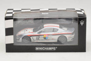 Maserati GranTurismo MC GT4 #12 Sperati / La Mazza Maserati MC 2010 Minichamps 1:43 400101212 Metal - imagen 5 de 5
