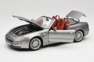 Maserati 4200 GT Spyder Gris Bburago 1:18 18-12019 Metal - imagen 2 de 8