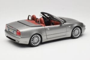 Maserati 4200 GT Spyder Gris Bburago 1:18 18-12019 Metal - imagen 3 de 8