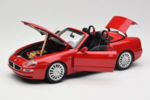 Maserati GT Spyder Rojo Bburago 1:18 34097 Metal - imagen 2 de 8