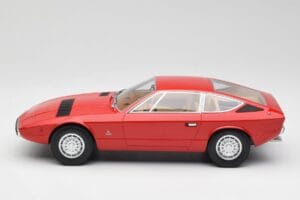 Maserati Khamsin Rojo Minichamps 1:18 107123821 Resina - imagen 3 de 6