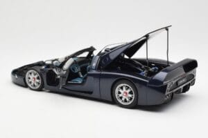 Maserati MC12 Road Car Azul Metallic AUTOart 1:18 75802 Metal - imagen 5 de 8