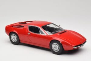Maserati Merak Rojo Minichamps 1:18 107123761 Resina - imagen 4 de 6