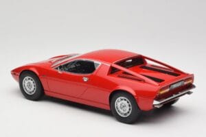 Maserati Merak Rojo Minichamps 1:18 107123761 Resina - imagen 5 de 6