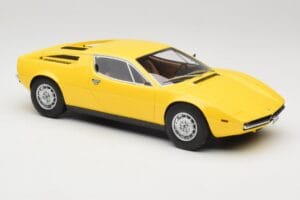 Maserati Merak Amarillo Minichamps 1:18 107123760 Resina - imagen 4 de 6