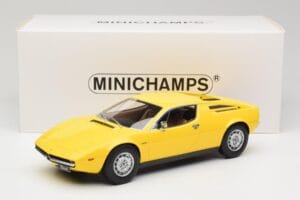 Maserati Merak Amarillo Minichamps 1:18 107123760 Resina - imagen 6 de 6