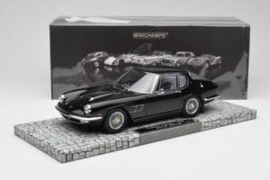 Maserati Mistral Negro Minichamps 1:18 107123421 Resina - imagen 6 de 6