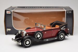 Maybach DS8 Zeppelin Rojo Anson 1:18 30413 Metal - imagen 8 de 8