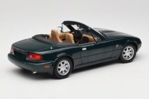 Mazda MX-5 NA Emerald Green Gate 1:18 01017 Metal - imagen 3 de 8