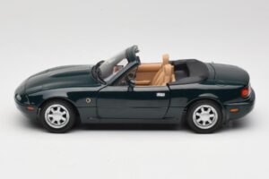 Mazda MX-5 NA Emerald Green Gate 1:18 01017 Metal - imagen 4 de 8