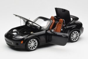 Mazda MX-5 NC Roadster Retractable Hardtop US Spec Negro AUTOart 1:18 75971 Metal - imagen 3 de 10