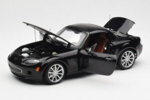 Mazda MX-5 NC Roadster Retractable Hardtop US Spec Negro AUTOart 1:18 75971 Metal - imagen 4 de 10
