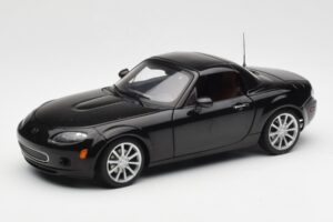 Mazda MX-5 NC Roadster Retractable Hardtop US Spec Negro AUTOart 1:18 75971 Metal