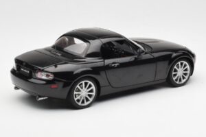 Mazda MX-5 NC Roadster Retractable Hardtop US Spec Negro AUTOart 1:18 75971 Metal - imagen 5 de 10