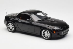 Mazda MX-5 NC Roadster Retractable Hardtop US Spec Negro AUTOart 1:18 75971 Metal - imagen 8 de 10