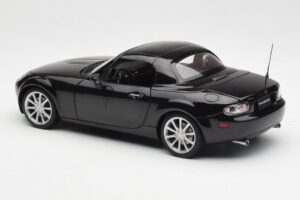 Mazda MX-5 NC Roadster Retractable Hardtop US Spec Negro AUTOart 1:18 75971 Metal - imagen 9 de 10