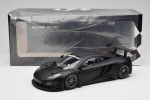 McLaren 12C GT3 Carbon Mate Negro Minichamps 1:18 151121390 Metal - imagen 6 de 6