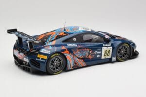 McLaren 12C GT3 #88 Von Ryan Racing A. Barff / T. Goodwin / B. Senna Spa 24 Hours 2013 Minichamps 1:18 151131388 Metal - imagen 2 de 6