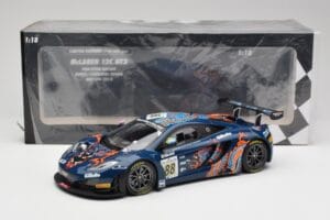 McLaren 12C GT3 #88 Von Ryan Racing A. Barff / T. Goodwin / B. Senna Spa 24 Hours 2013 Minichamps 1:18 151131388 Metal - imagen 6 de 6