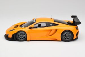 McLaren 12C GT3 Papaya Naranja Minichamps 1:18 151121391 Metal - imagen 3 de 6
