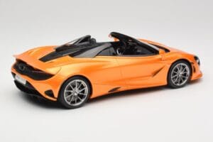 McLaren 750S Spider Papaya Orange GT Spirit 1:18 GT488 Resina - imagen 2 de 6