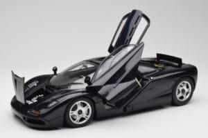 McLaren F1 Blue Metallic Minichamps 1:12 530133130 Metal - imagen 2 de 8
